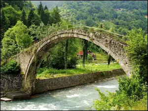 Most, Zalesione, Rzeka, Wzgórza, Kamienny