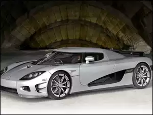 Koenigsegg, Trevita V1