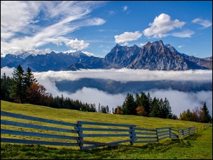 Łąka, Ogrodzenie, Góry Alpy, Krajobraz, Szwajcaria, Chmury