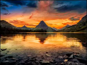 Jezioro, Góry, Wschód słońca, Kamienie