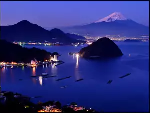 Wyspa, Noc, Wulkan, Domy, Góry, Japonia, Fudżi, Oświetlone
