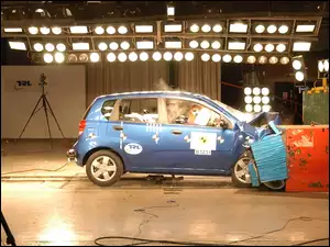 Test, Chevrolet Kalos, Crash