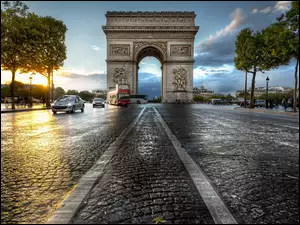 Autobusy, Łuk Triumfalny, Paryż, Francja, Drzewa, Ulica, Samochody
