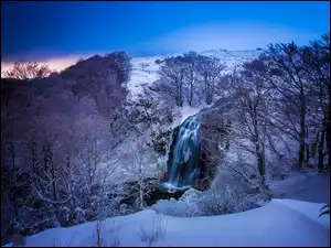 Wodospad, Zima, Drzewa, Góry