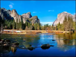 Stan Kalifornia, Park Narodowy Yosemite, Rzeka, Stany Zjednoczone, Chmury, Lasy, Góry