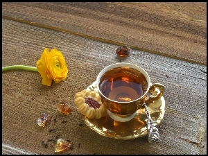Żółta róża, Filizanka, Herbata
