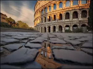 Bruk, Rzym, Koloseum