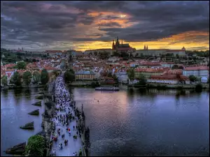 Most Karola, Miasto, Praga