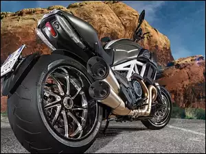Carbon, Ducati, Diavel