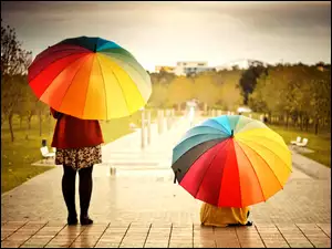 Basen, Kobiety, Parasolki, Kolorowe, Deszcz, Dwie, Park