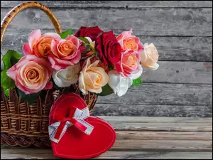Róże, Bukiet, Walentynki, Dzień Kobiet, Serce, Koszyk, Kwiaty