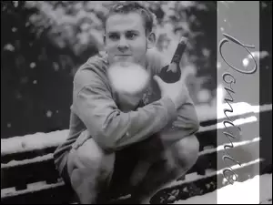 śnieg, Dominic Monaghan, butelka