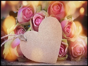 Papierowe serce z bukietem róż