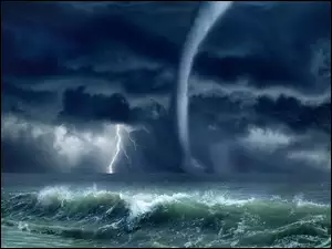 Tornado z błyskawicami nad morzem