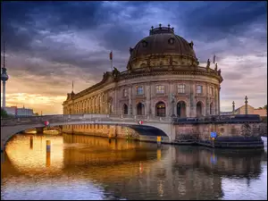Rzeka, Niemcy, Muzeum im. Bodego, Berlin, Most