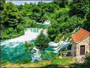 Dom, Chorwacja, Wodospad, Las