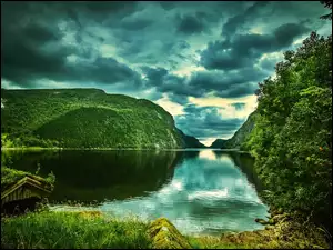 Górskim, Jeziorem, Chmury, Drzewa, Ciemne, Norwegia, Nad, Szopa