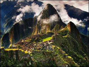 Historyczne miasto Inków Machu Picchu w peruwiańskich Andach