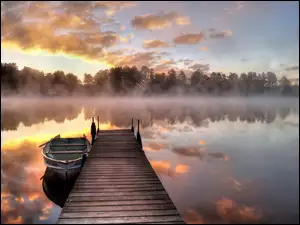 Las, Wschód słońca, Jezioro, Łódź, Mgła, Pomost