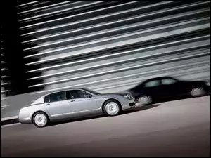 Srebrny, Bentley Continental Flying Spur