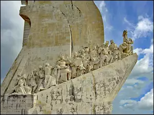 Pomnik Odkrywców w kształcie karabeli w Lizbonie