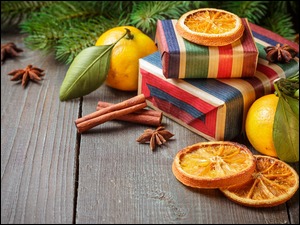 Prezenty z plastrami pomarańczy