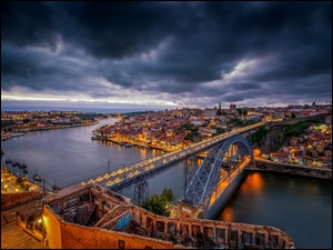 Nocna panorama Porto