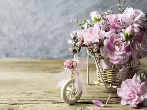 Rowerek w kwiatach