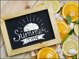Napis Summer time z plastrami pomarańczy