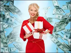 Kobieta z prezentami i pieniądzmi