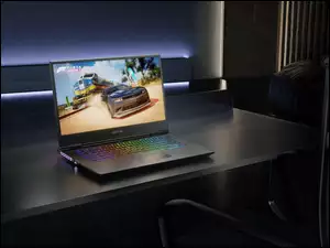 Gra Forza Horizon 3 na ekranie laptopa