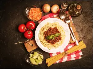 Spaghetti na talerzu