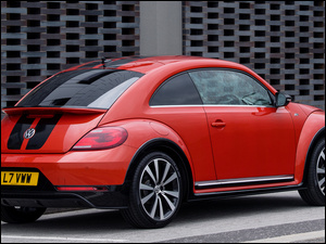 Volkswagen Beetle na ulicy