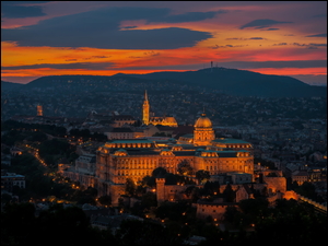 Oświetlony, Zachód słońca, Wzgórza, Węgry, Zamek Królewski, Budapeszt
