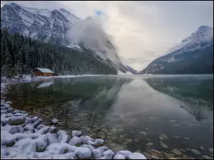 Jezioro Louise Parku Narodowym Banff