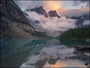 Alberta, Park Narodowy Banff, Chmury, Kanada, Drzewa, Góry, Jezioro Moraine
