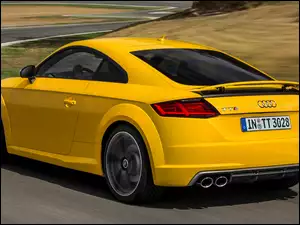 Audi TT tyłem