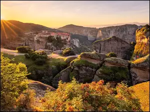 Klasztor Świętej Trójcy w górach Meteorach w Grecji