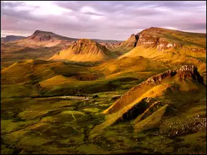 Wzgórza, Jezioro, Szkocja, Góry, Wyspa Skye, Quiraing, Osuwisko