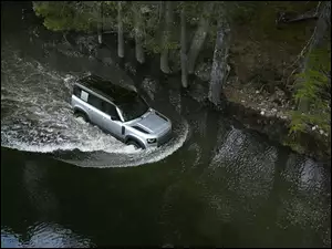 Rzeka, Land Rover Defender, 2020