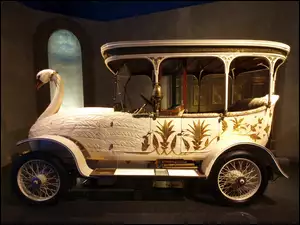 1910 Brooke Swan Car