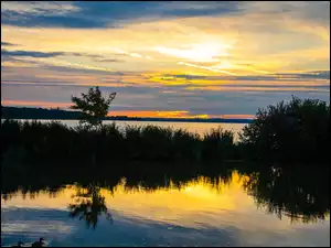 Zachód słońca nad jeziorem Balaton