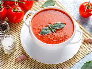 Pomidorowa z bazylią