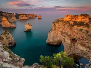Skały, Morze, Portugalia, Wybrzeże, Region Algarve, Ocean Atlantycki, Chmury