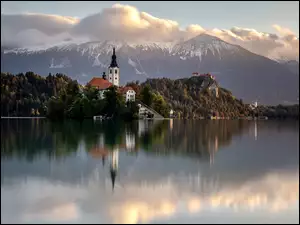 Blejski Otok, Słowenia, Kościół, Chmury, Jezioro Bled, Wyspa, Odbicie, Góry