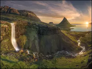 Rzeka, Góra Kirkjufell, Islandia, Wodospad, Półwysep Snafellsnes, Promienie słońca, Chmury