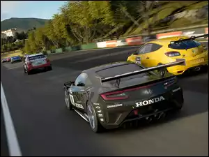 Wyścig aut w grze Gran Turismo 7