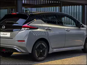 2022, Nissan Leaf