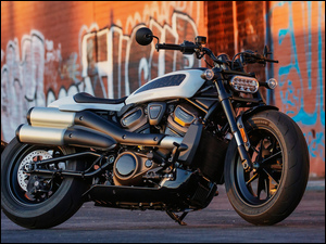 Harley-Davidson Sportster S na ulicy