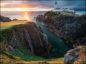 Fanad Head Lighthouse, Morze, Irlandia, Latarnia morska, Portsalon, Zachód słońca, Skały